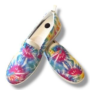 Skechers Canvas  Tie-Dye Madison Slip-On Shoes in Size 9 Washable - Memory Foam